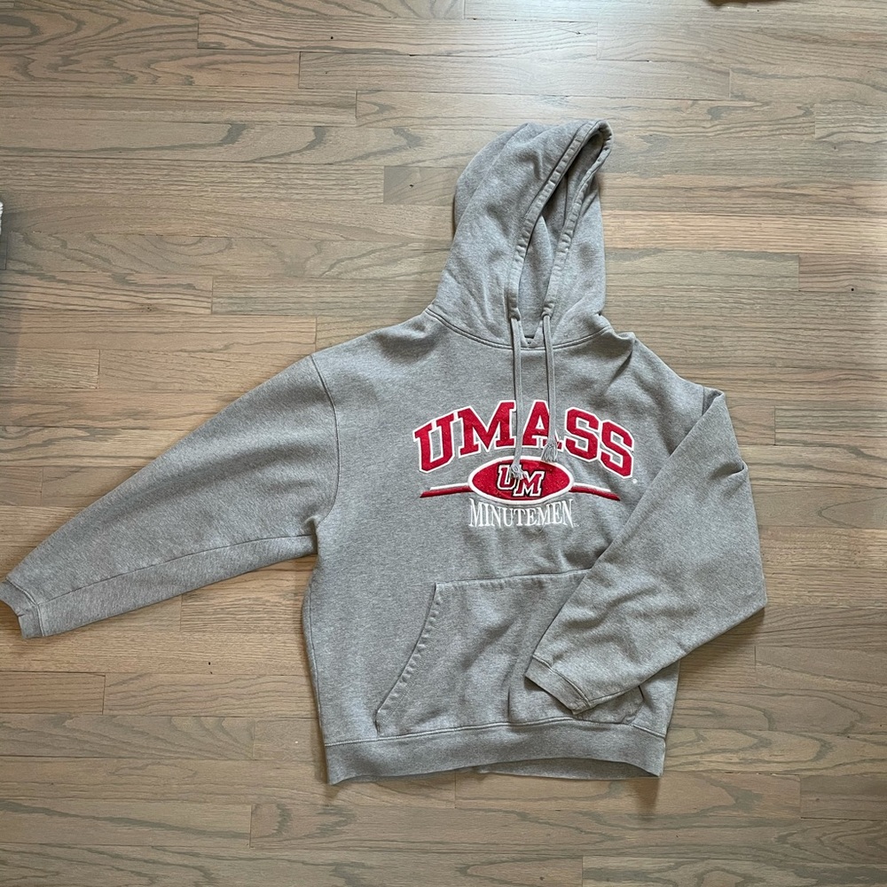 Umass vintage hoodie